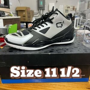 Q4 Black and Gray Athletic Shoes